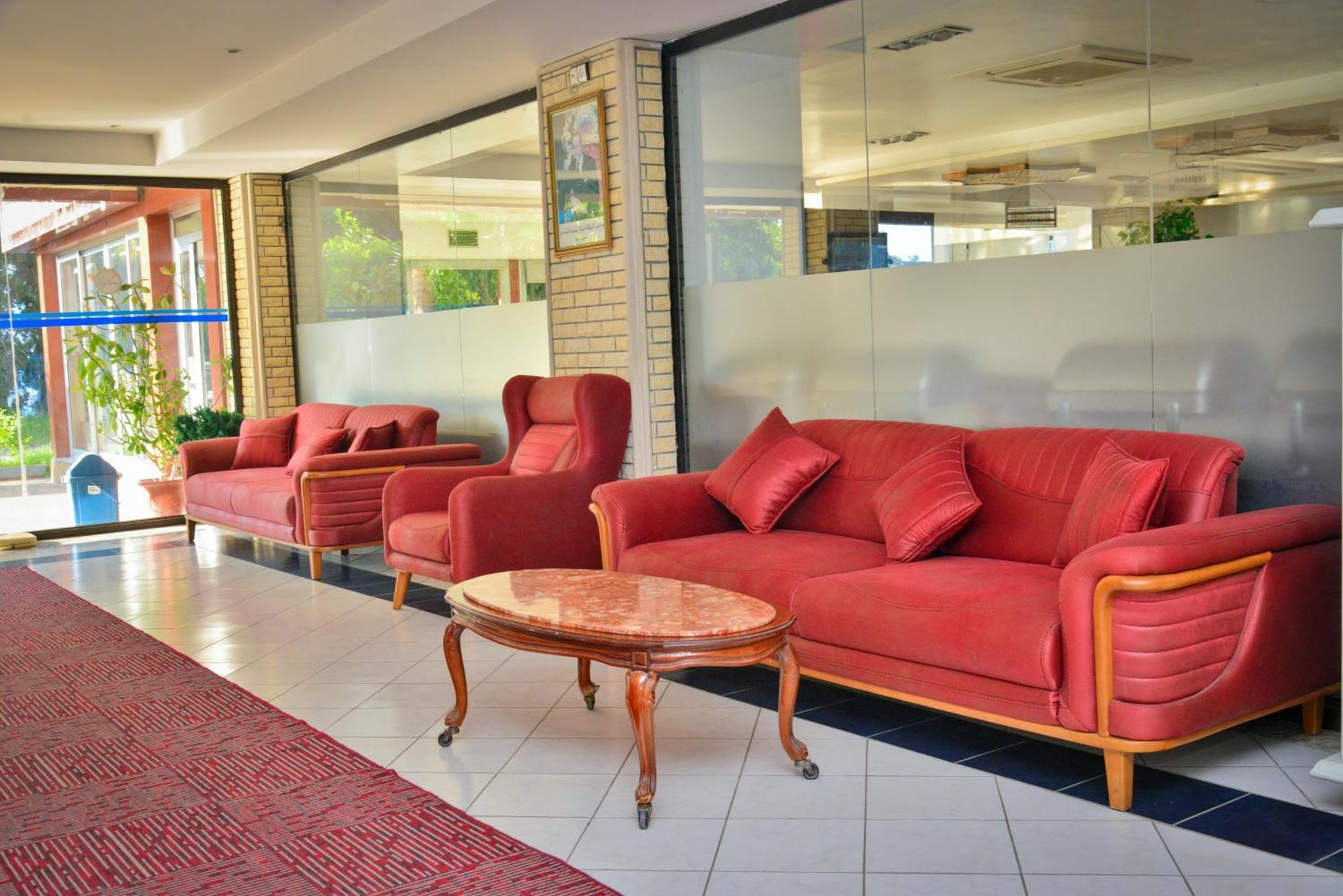 Free Zone Hotel Gzennaia Экстерьер фото