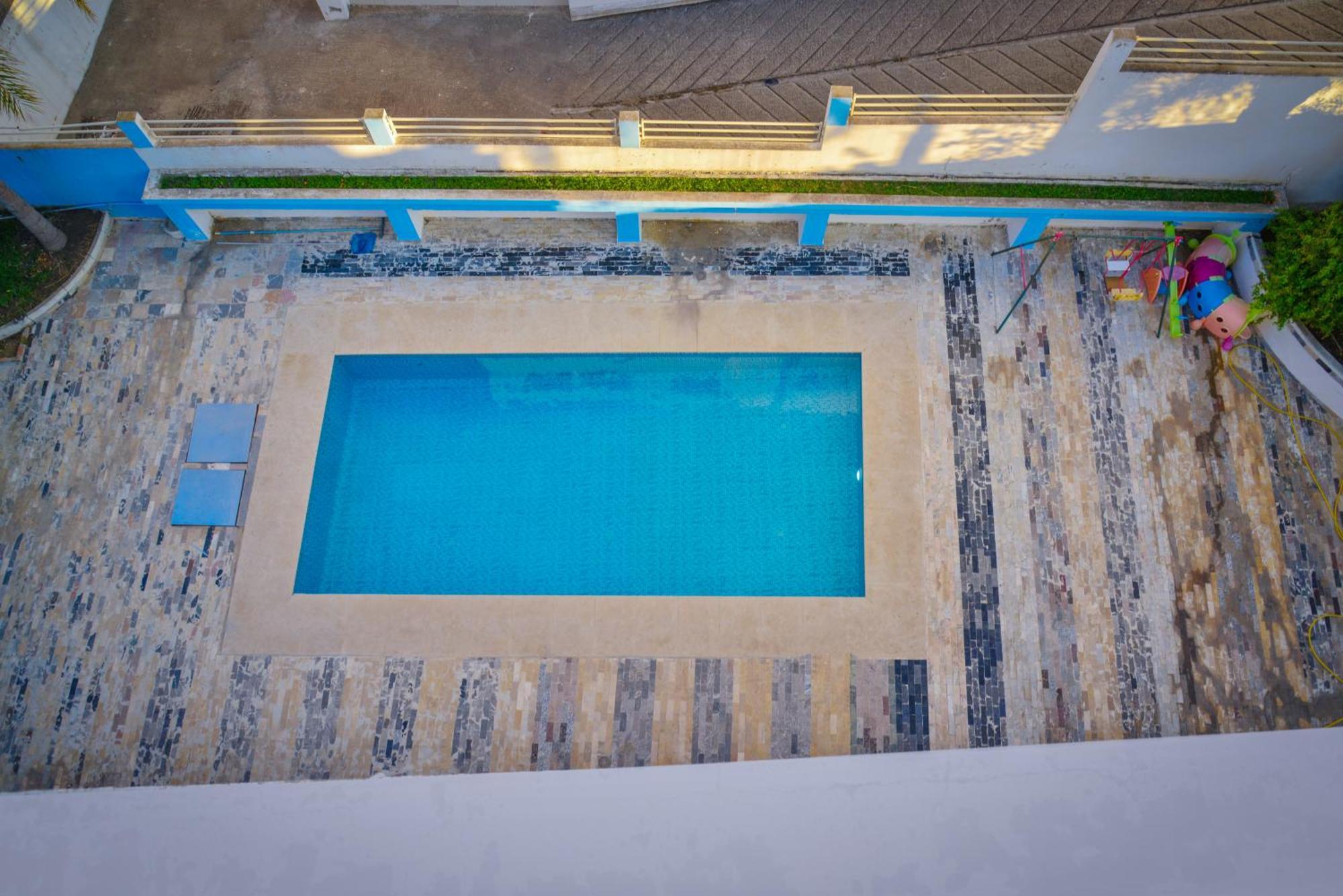 Free Zone Hotel Gzennaia Экстерьер фото